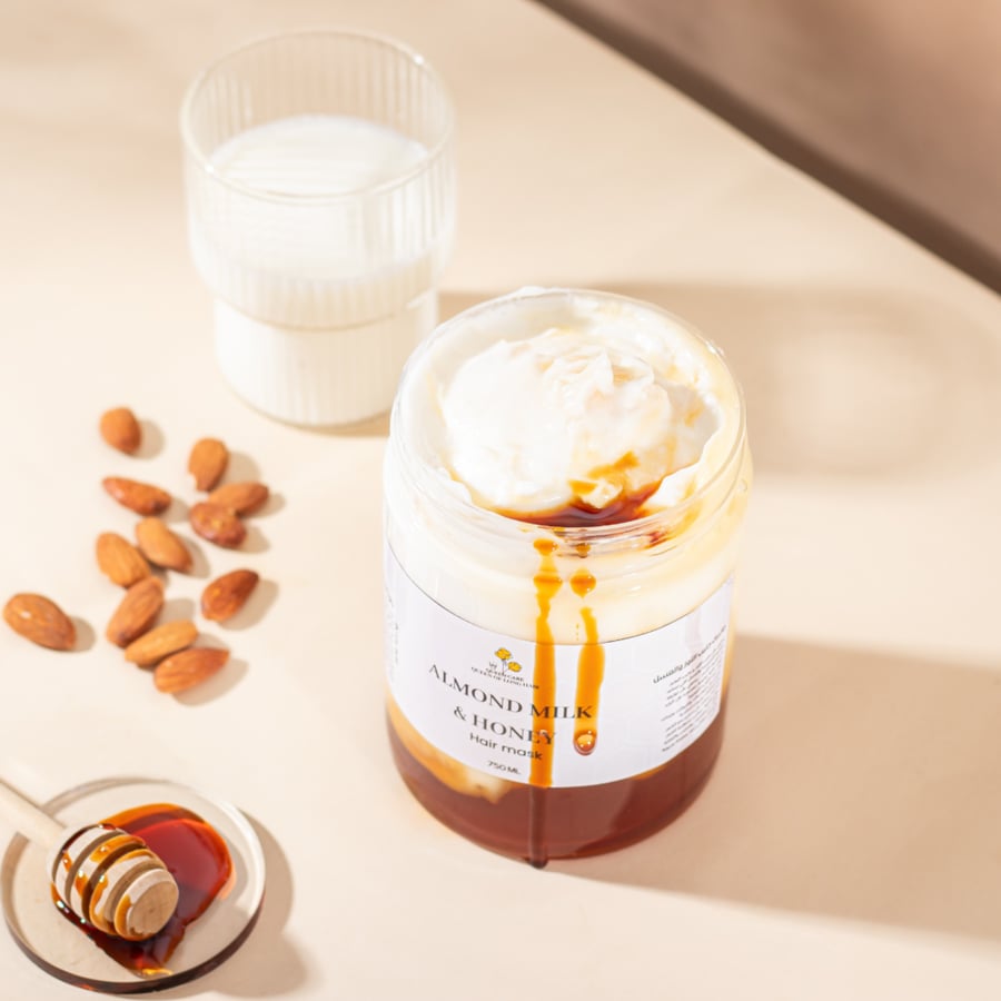 Almond milk and honey mask