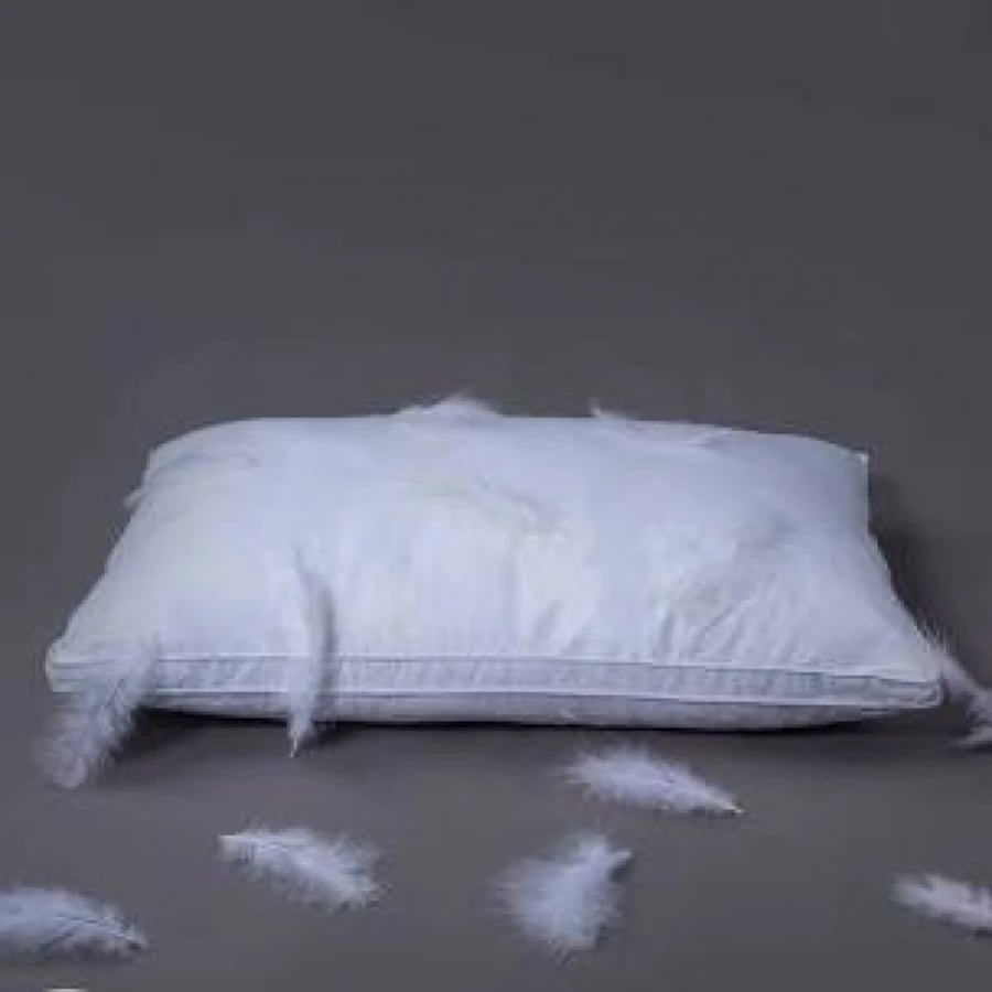 مخدة ريش فندقية