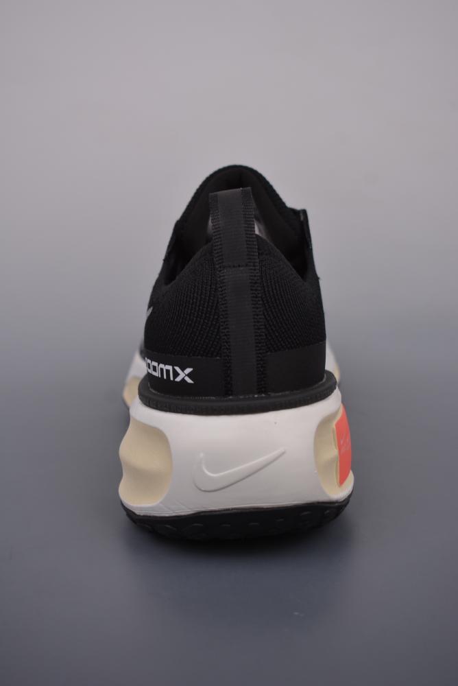 كاجوال نايكي اير زوم ZOOM X