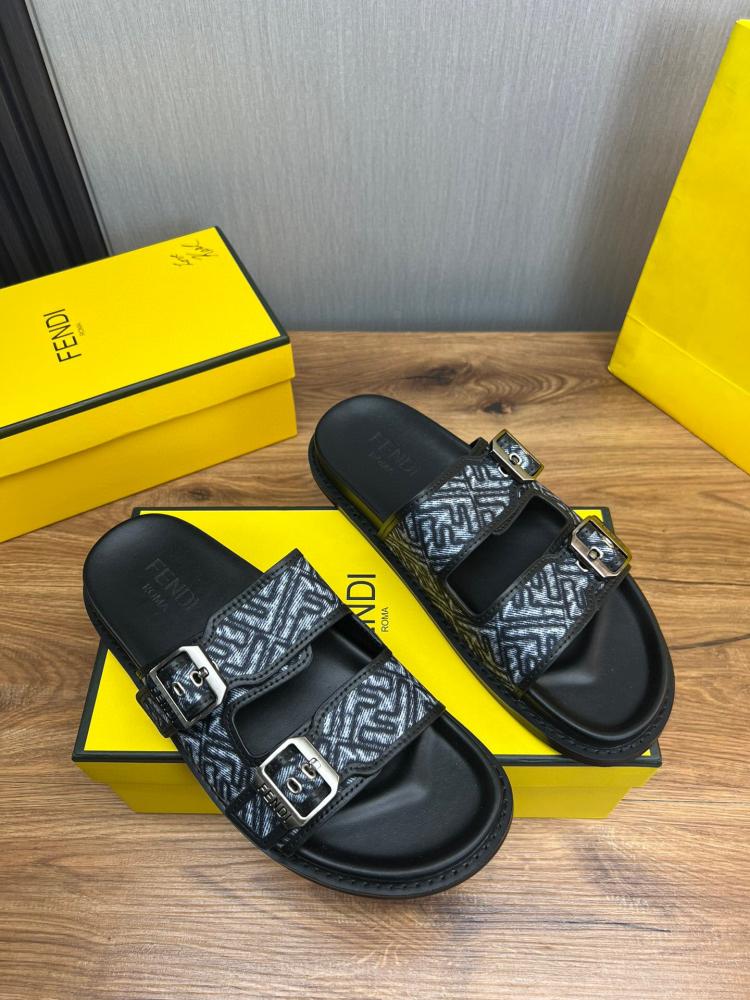 حذاء فندي Fendi - متجر الاختيار الافضل