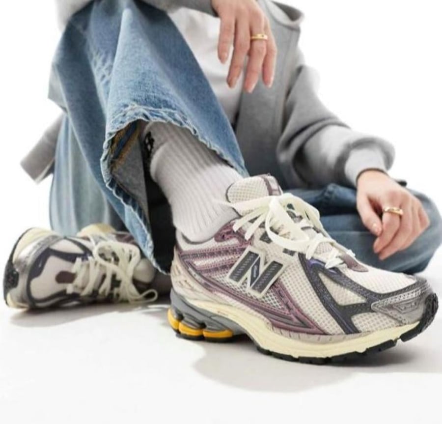 New Balance 1906
