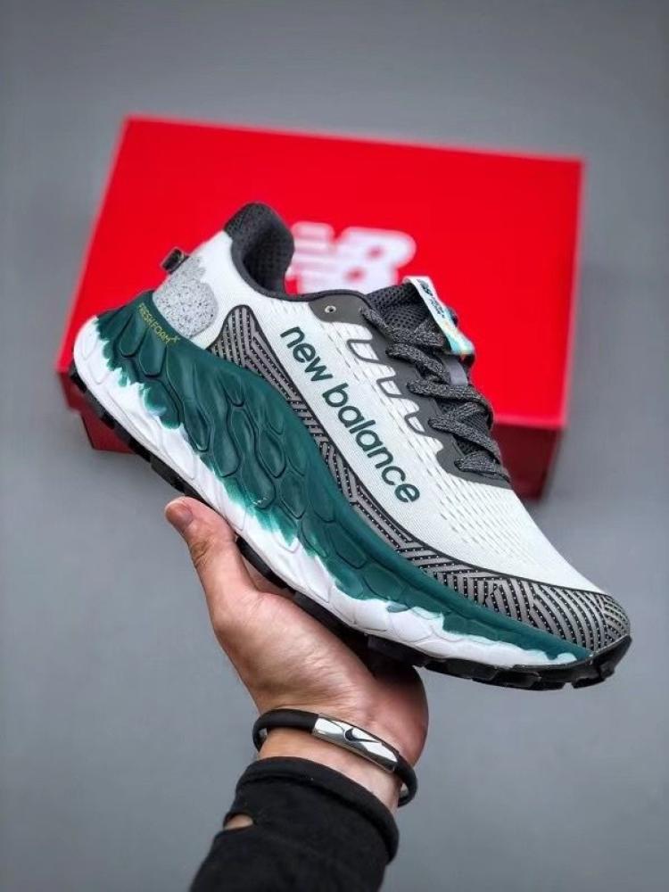 New balance Fresh Foam Trail More v3