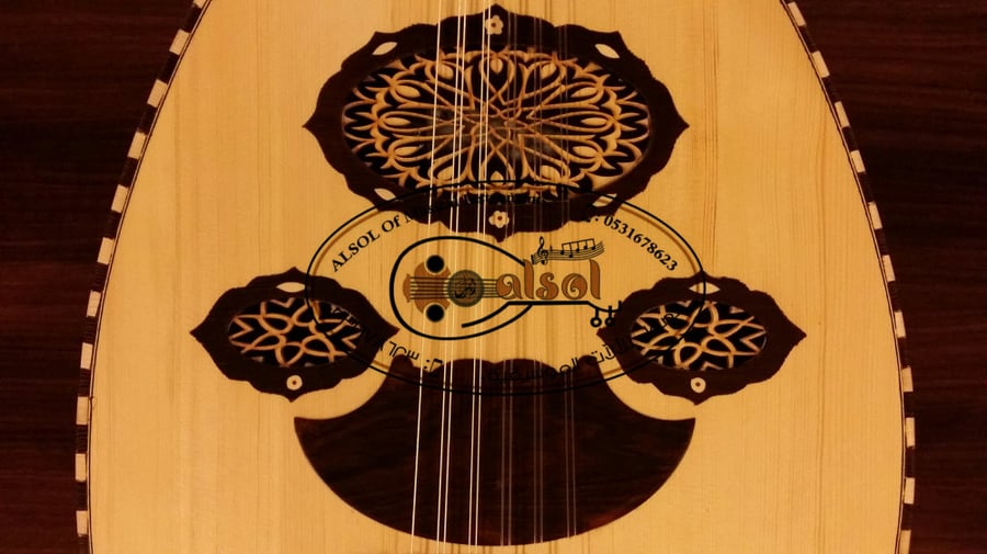 عود موسيقي