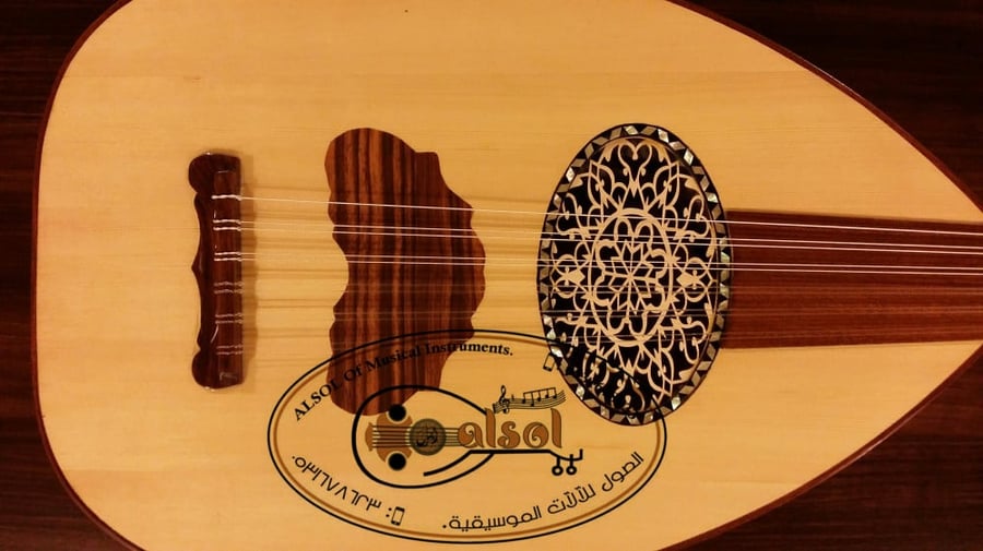 عود موسيقي