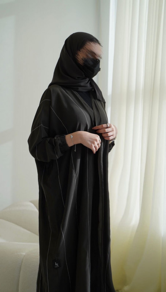 عبايه صيفي بتفاصيل كم مطاطي