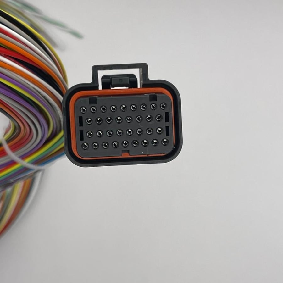 ضفيرة موتك ام 130 مع أسلاك تفزل Motec M130 Tefzel wiring harness