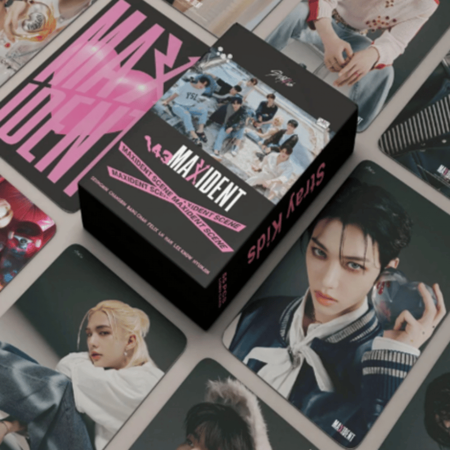 فوتوكارد stray kids