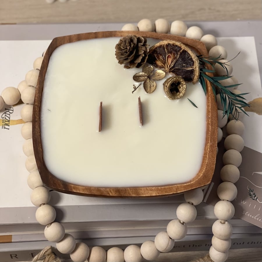 شمعة Square wood( يمكن كتابة رساله مخفيه )