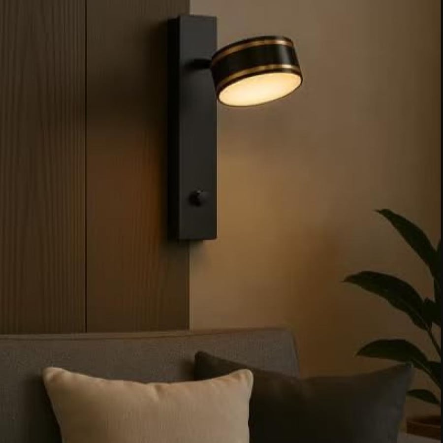 أبليك جداري LED مودرن – 3 إضاءات – 8 واط – 25 سم