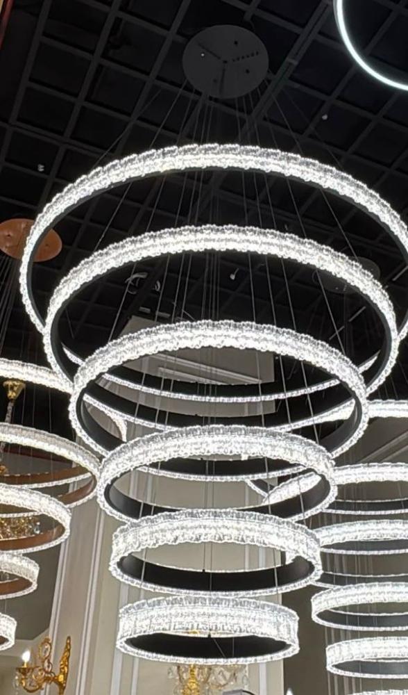 Modern chandelier 6 LED rings – black color – yellow lighting 350 watts – size 60×120 cm