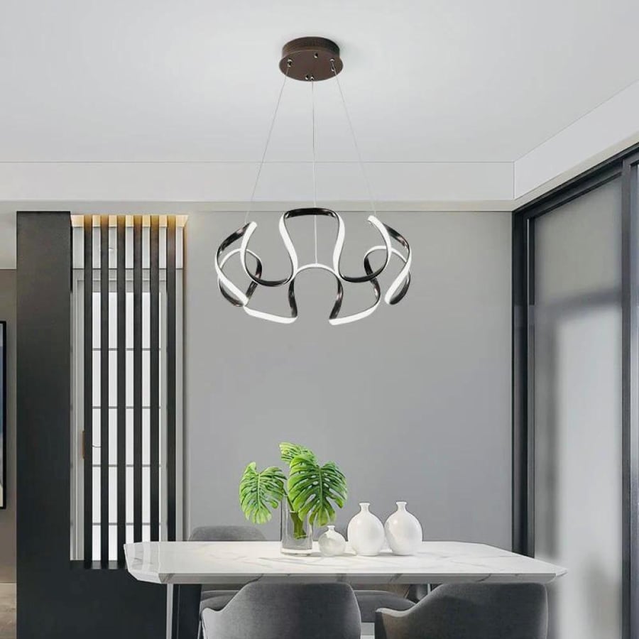 ثرياء علاقي ليد اسود بثلاث اضاءات بتصميم عصري وحديث