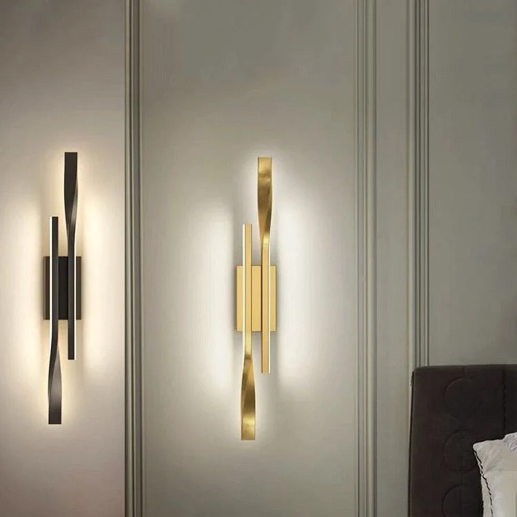 Wall-mounted LED modern lamp battery-operated with three lights available in two colors