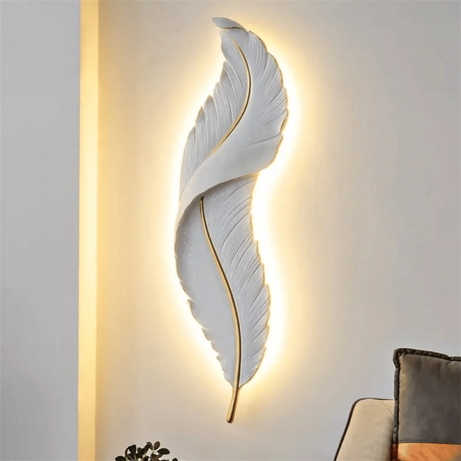 Interior lighting wall-mounted applique in the shape of a feather with three lights, size 86 cm