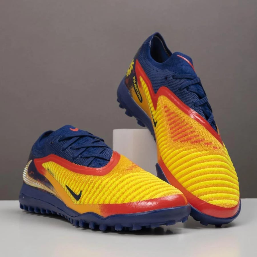 Nike Phantom 6 Low Academy TF