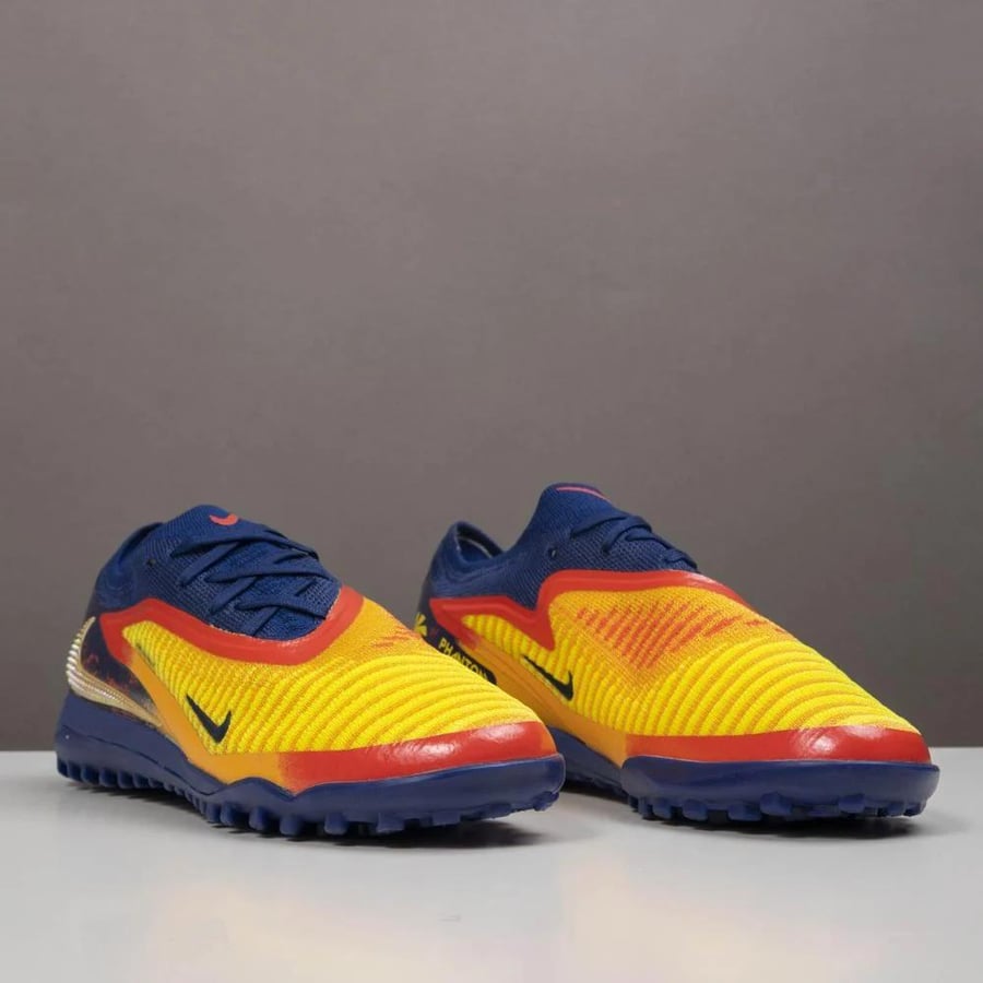 Nike Phantom 6 Low Academy TF