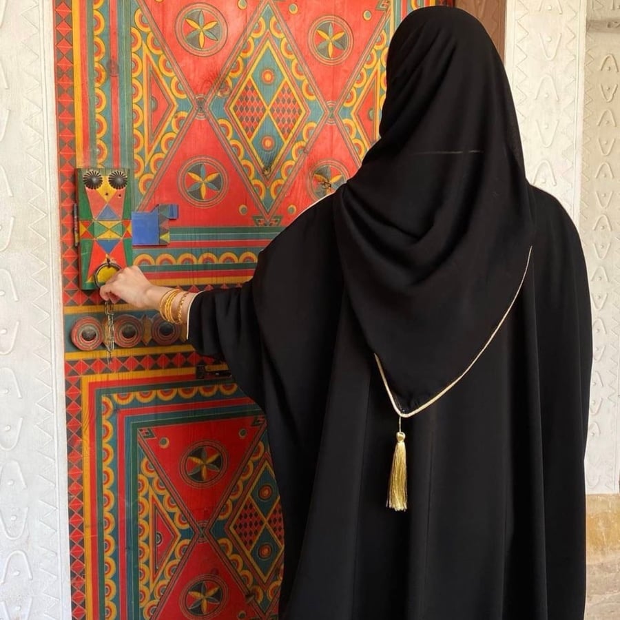 كلفة ذهبي