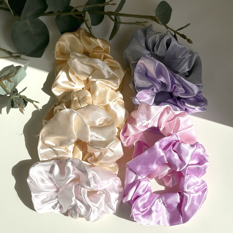 A full set of satin hair