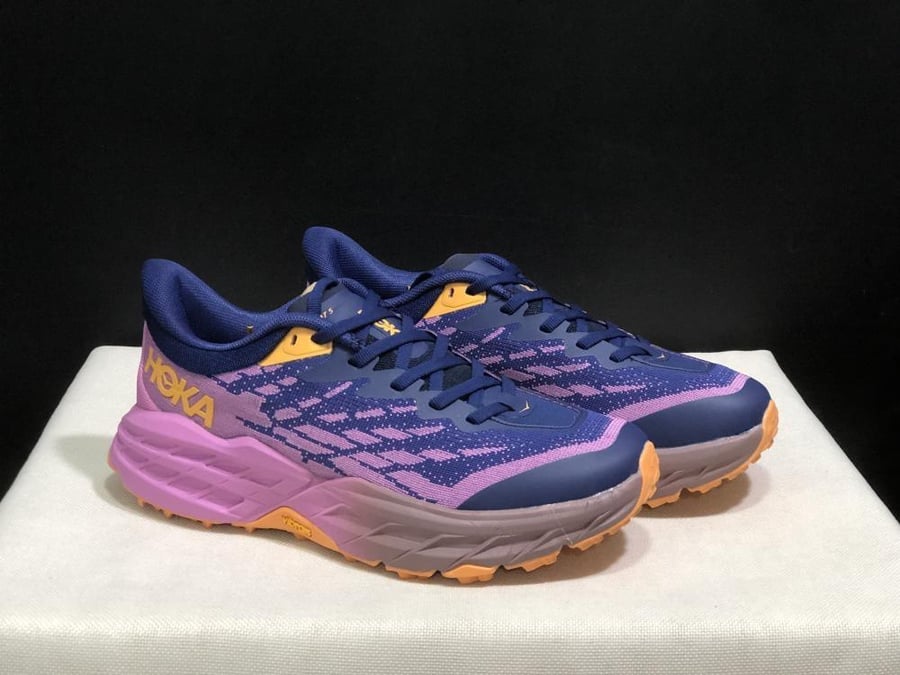 حذاء سنيكرز هوكا HOKA Speedgoat 5