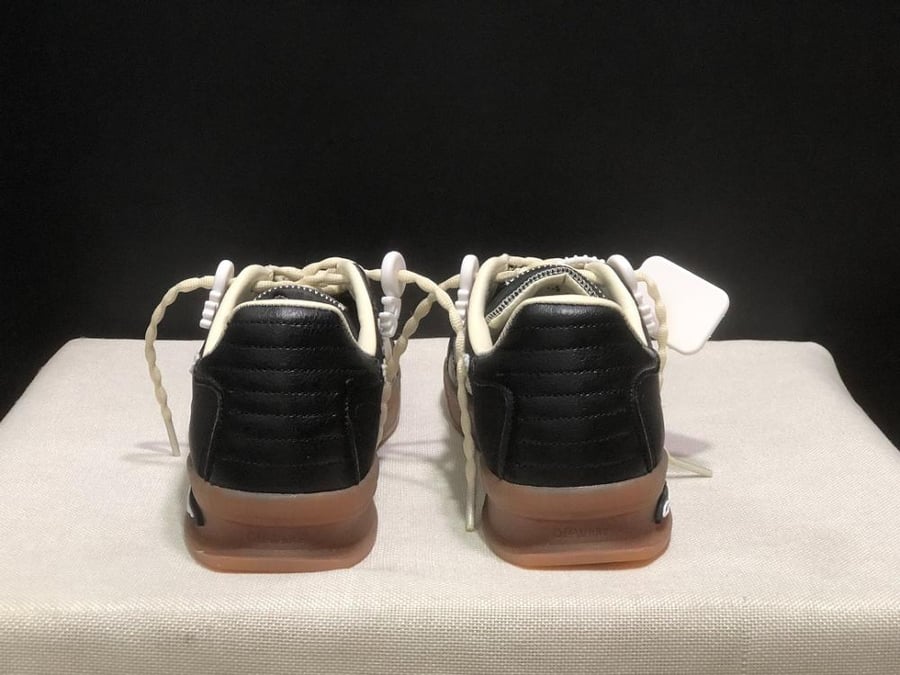 Off-White End Of Play Black / Beige