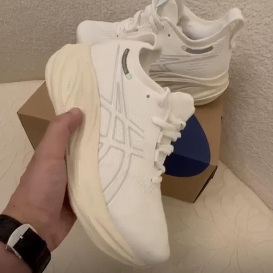 ASICS GEL-NIMBUS 26 'White Off White