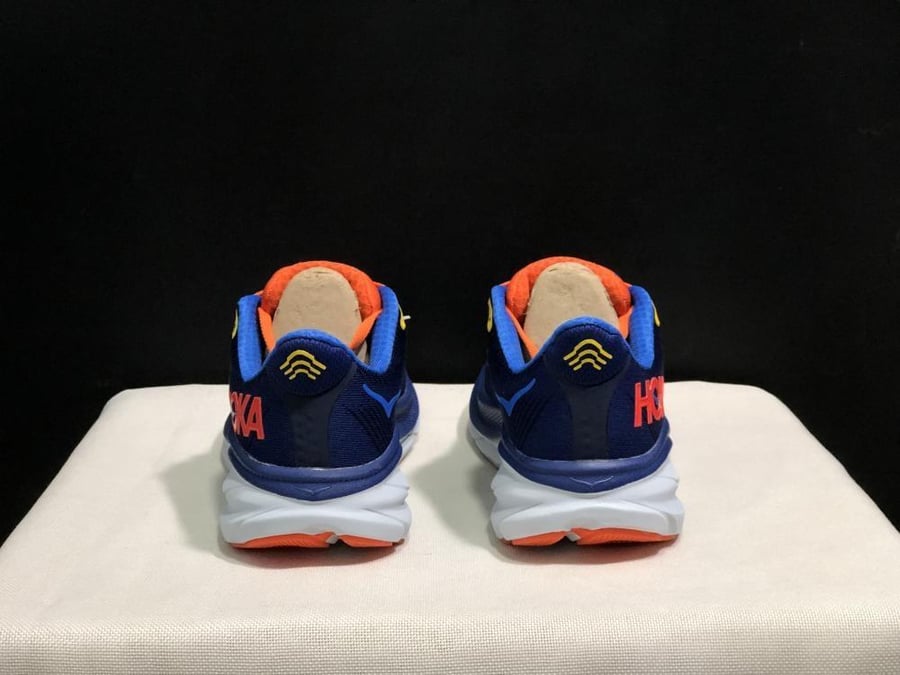 حذاء سنيكرز HOKA Clifton 9