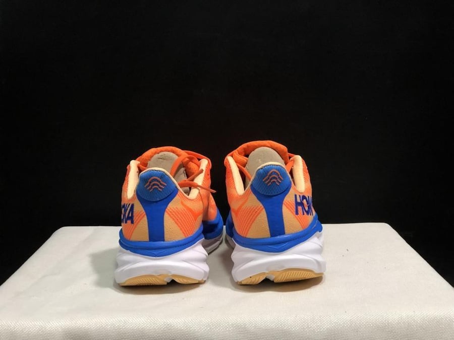 حذاء سنيكرز HOKA Clifton 9