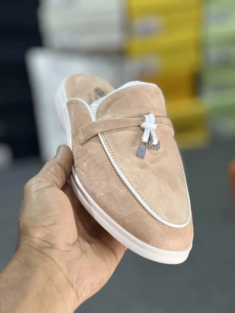 حذاء لور بيانا موكاسين "Babouche Charms Walk"