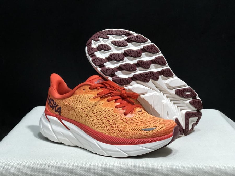 حذاء سنيكرز HOKA Clifton 8
