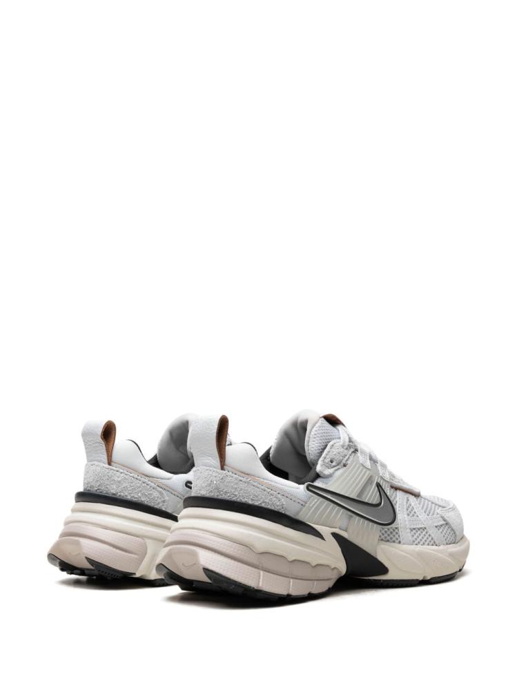 Nike V2K Run "Pure Platinum/Chrome'" sneakers