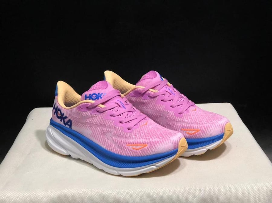 حذاء سنيكرز HOKA Clifton 9