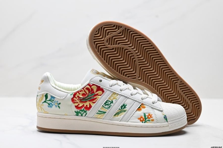 adidas Superstar II Shoes Cream White / Floral Stitching