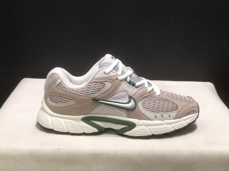 Nike V5 RNR