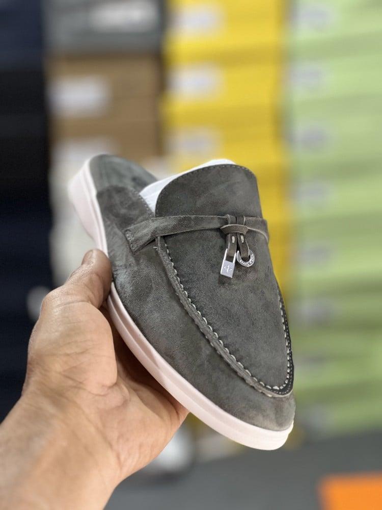 حذاء لور بيانا زيتي موكاسين "Babouche Charms Walk"
