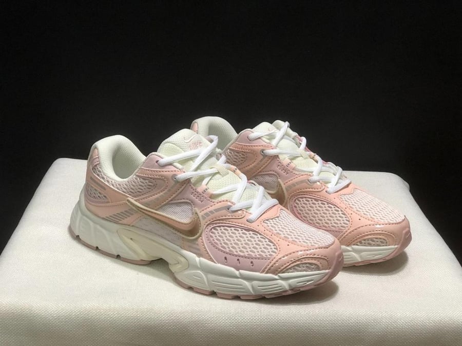 Nike V5 RNR