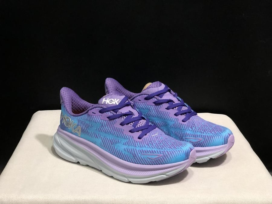 حذاء سنيكرز HOKA Clifton 9
