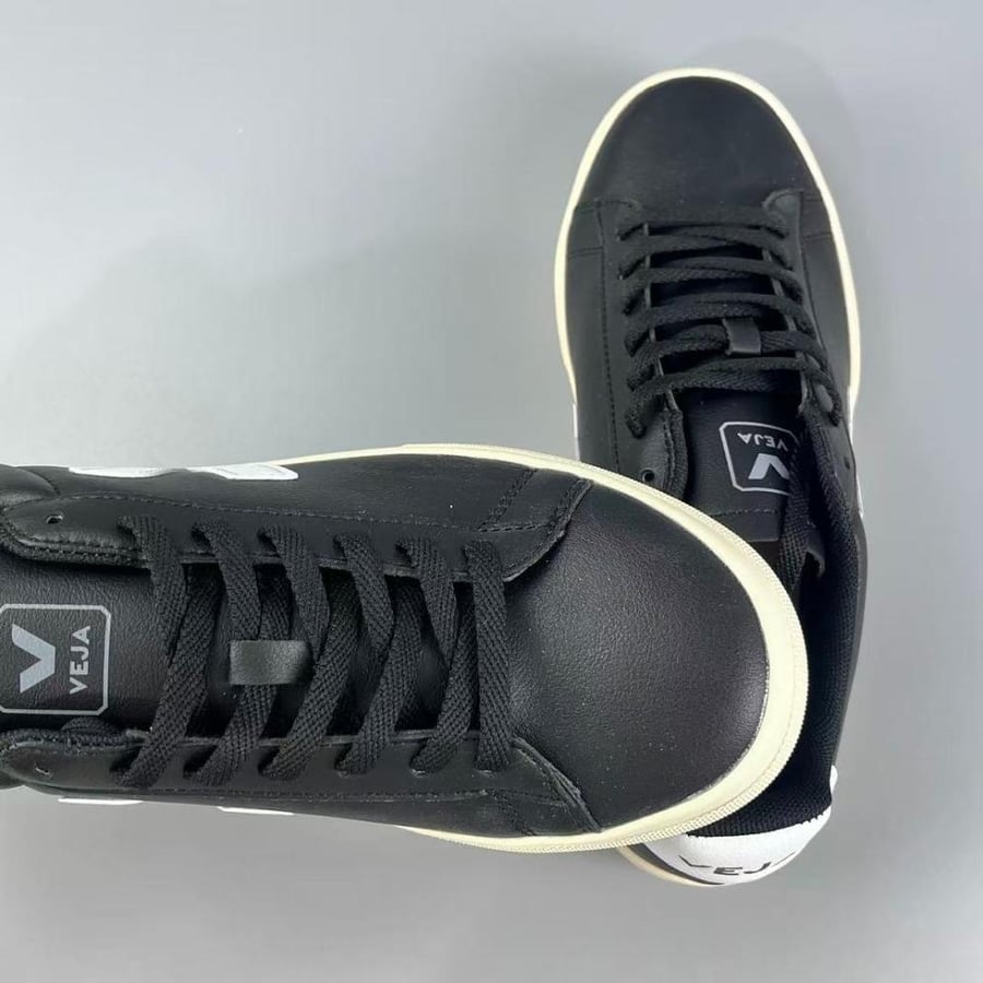 VEJA CAMPO LEATHER BLACK WHITE