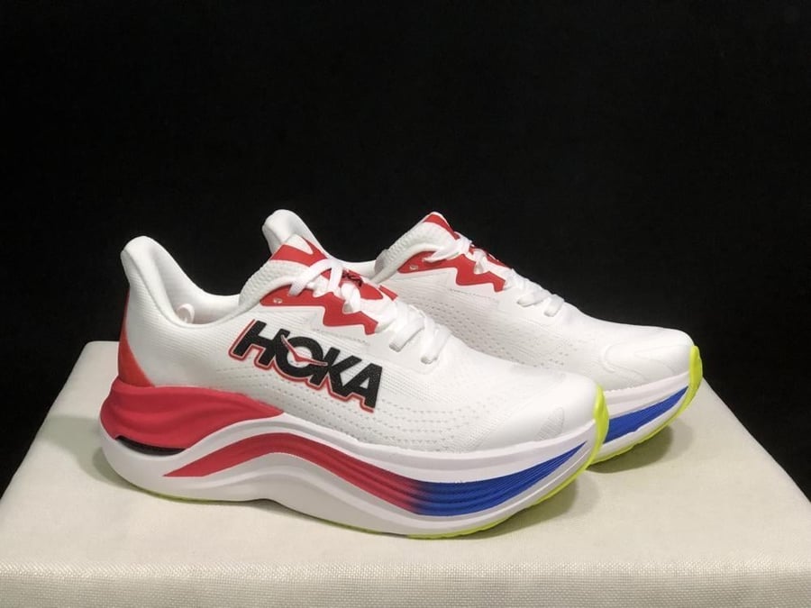 حذاء سنيكرز HOKA One One SKYWARD X