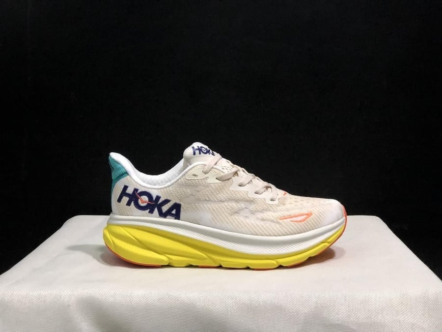 حذاء سنيكرز HOKA Clifton 9