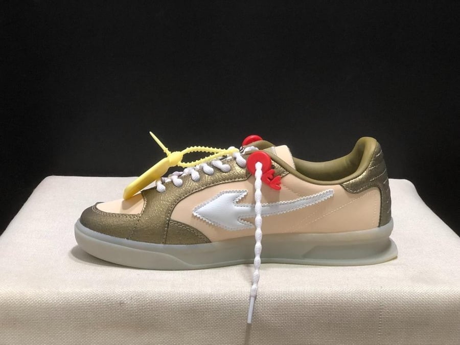 Off-White End Of Play Metallic Gold / Brown
