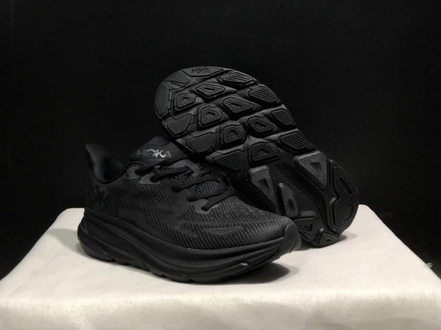 حذاء سنيكرز HOKA Clifton 9