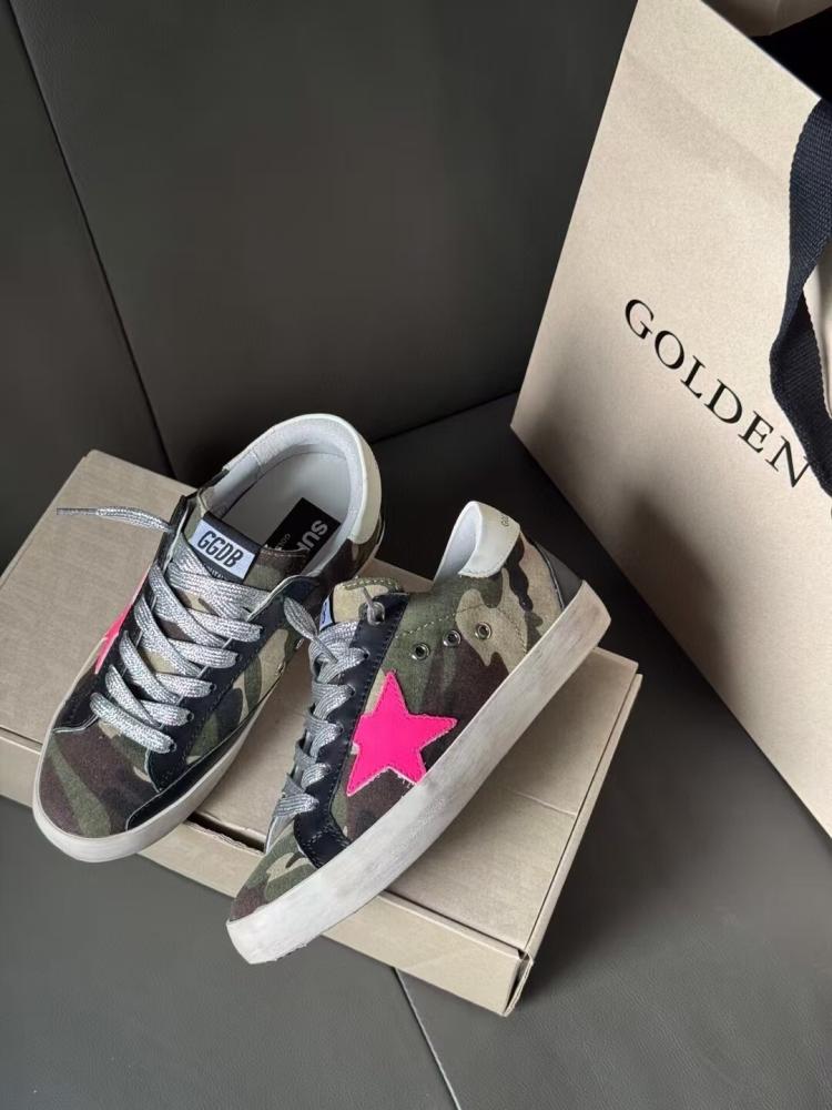حذاء جولدن جوس Golden Goose