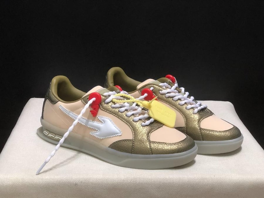 Off-White End Of Play Metallic Gold / Brown