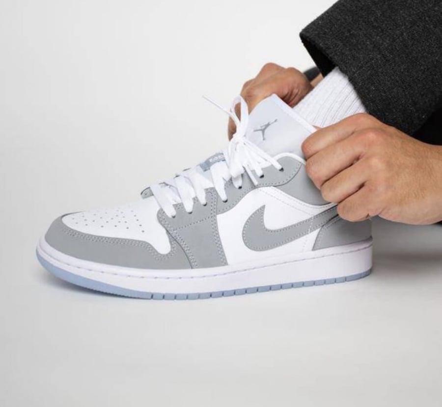 Air Jordan 1 Low 'White Wolf Grey'