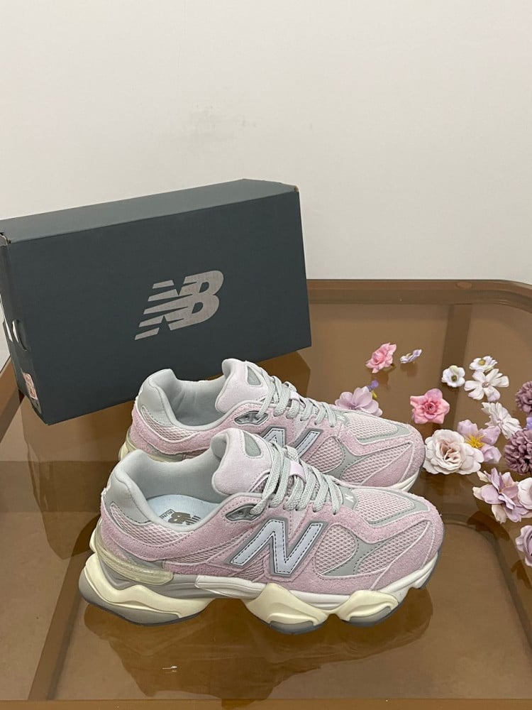 New Balance 9060 'DECEMBER SKY'