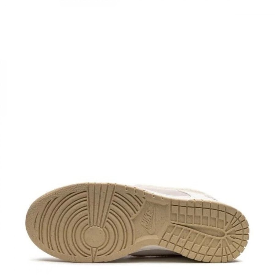 Nike Dunk Low Retro PRM