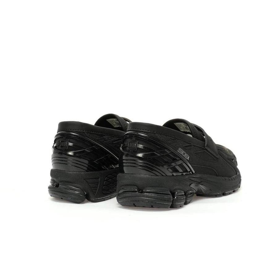New Balance 1906L loafers BLACK Leather