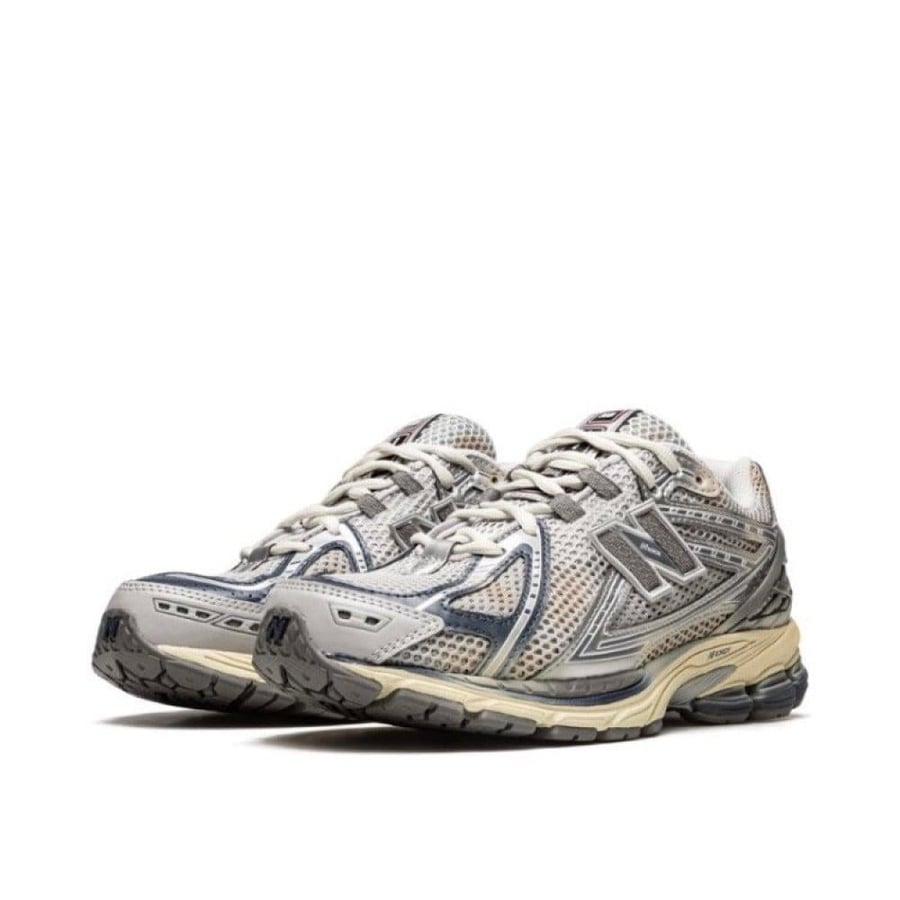 NEW BALANCE 1906R The 2022 Downtown Run