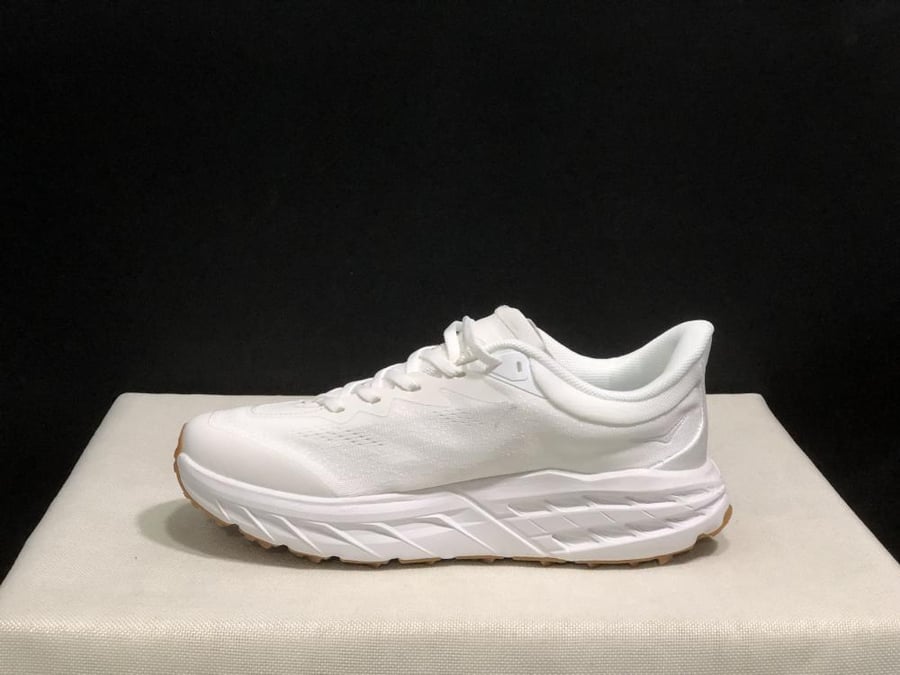 حذاء سنيكرز هوكا HOKA Speedgoat 5