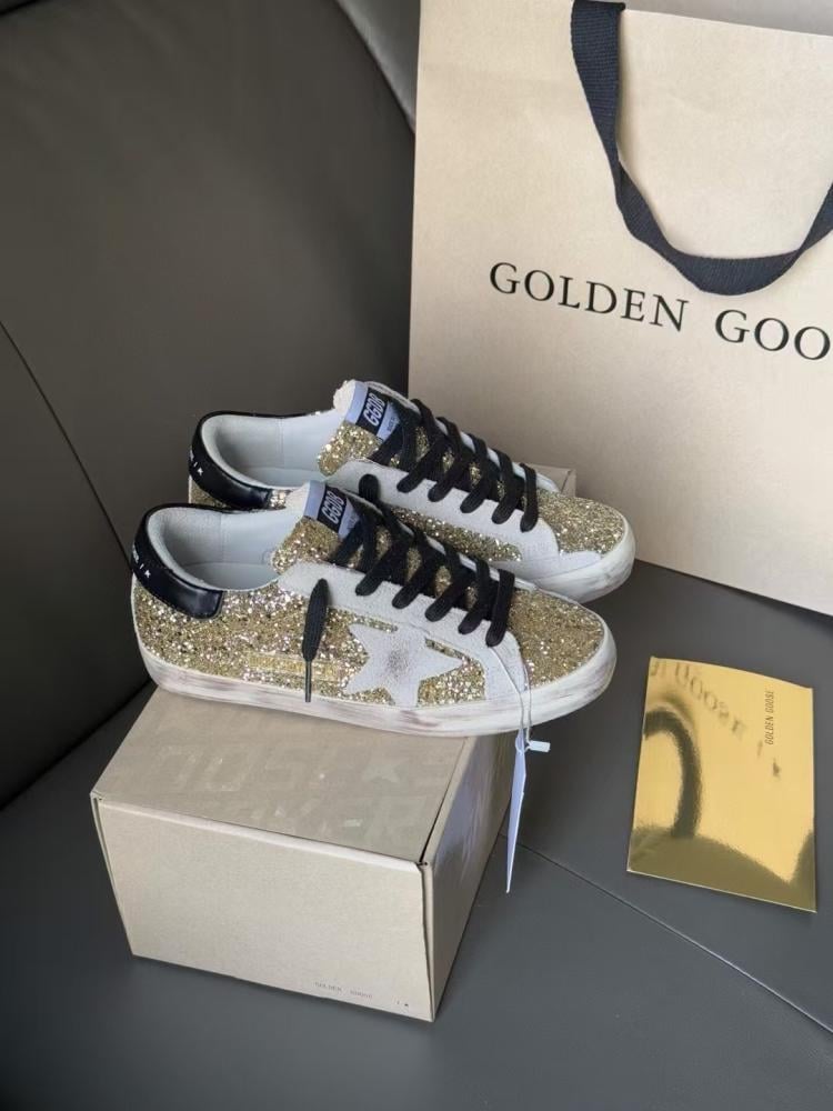 حذاء جولدن جوس Golden Goose