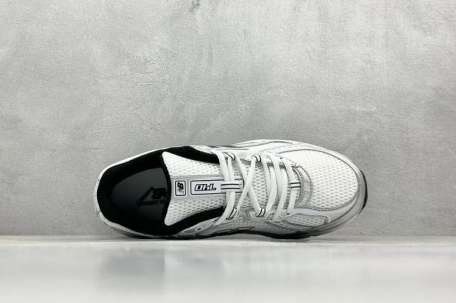 New Balance 740v2 'White Silver Metallic Black'